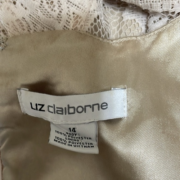Liz Claiborne Elegant Lace Dress in Cream - Picture 9 of 9